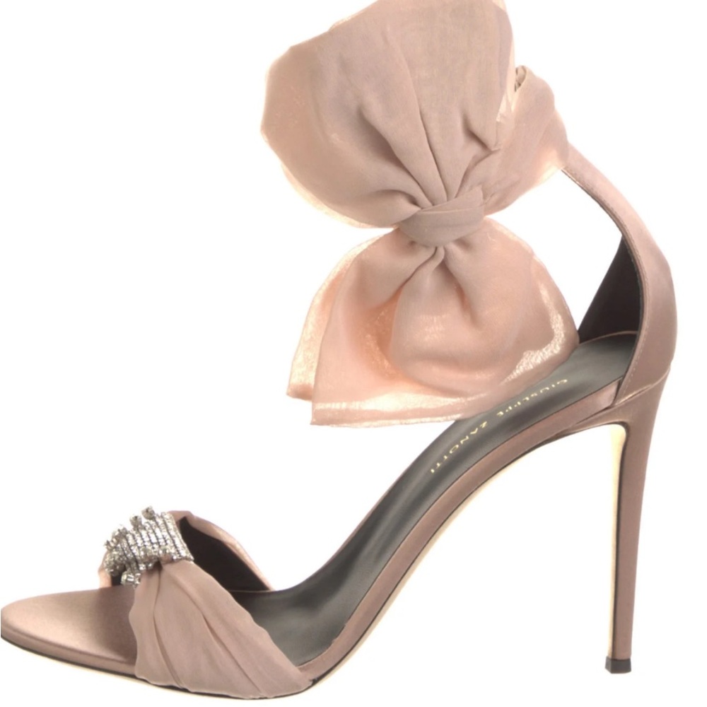 Giuseppe Zanotti Nude Heels
